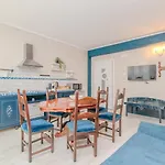 Train Station Apartment *
