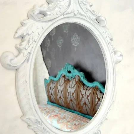 Apartment Train Station *