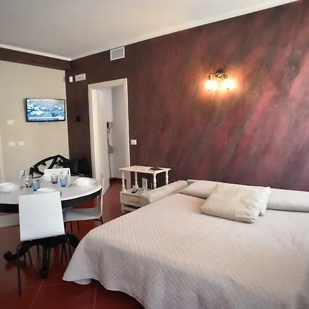 Train Station Apartment Mestre