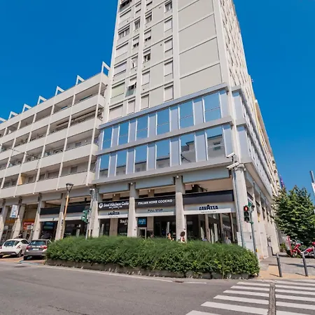 Train Station Appartamento *