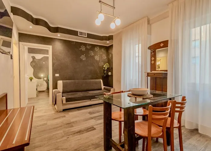 Train Station Appartamento *